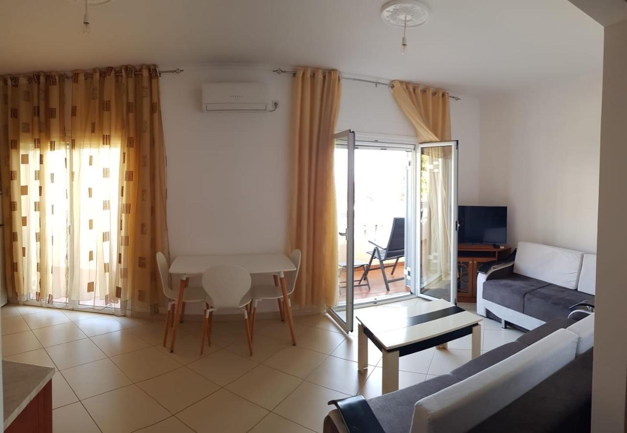 Stunning Sea View Apartments Sarande Ngoại thất bức ảnh