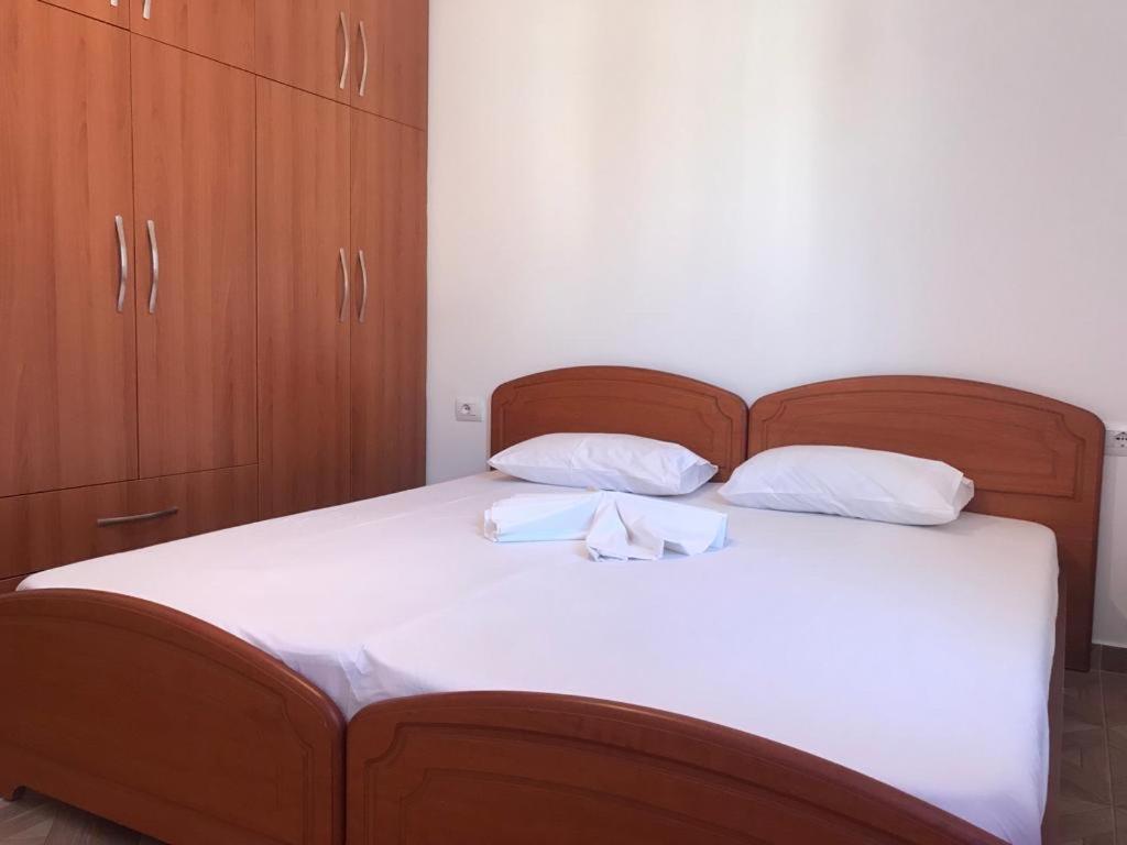 Stunning Sea View Apartments Sarande Ngoại thất bức ảnh