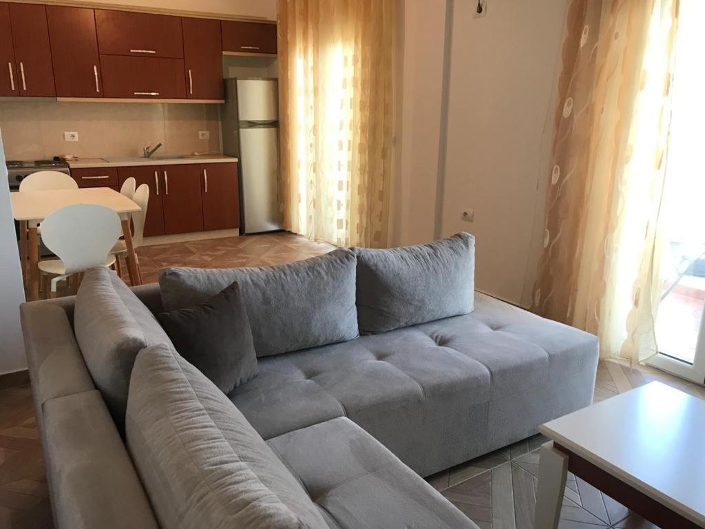 Stunning Sea View Apartments Sarande Ngoại thất bức ảnh