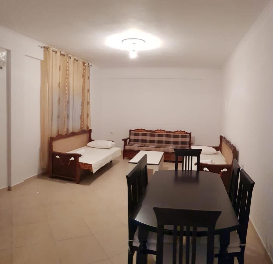 Stunning Sea View Apartments Sarande Ngoại thất bức ảnh