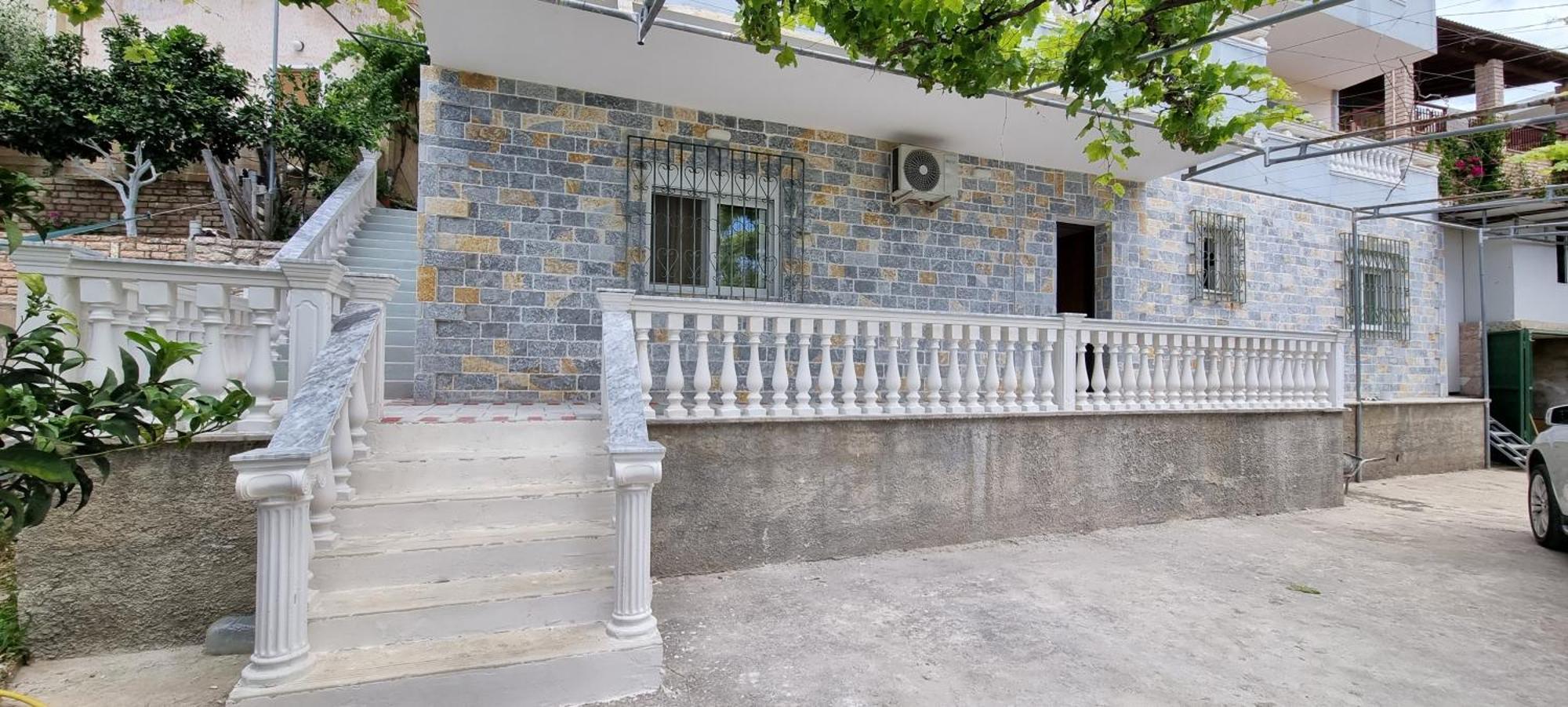 Stunning Sea View Apartments Sarande Ngoại thất bức ảnh