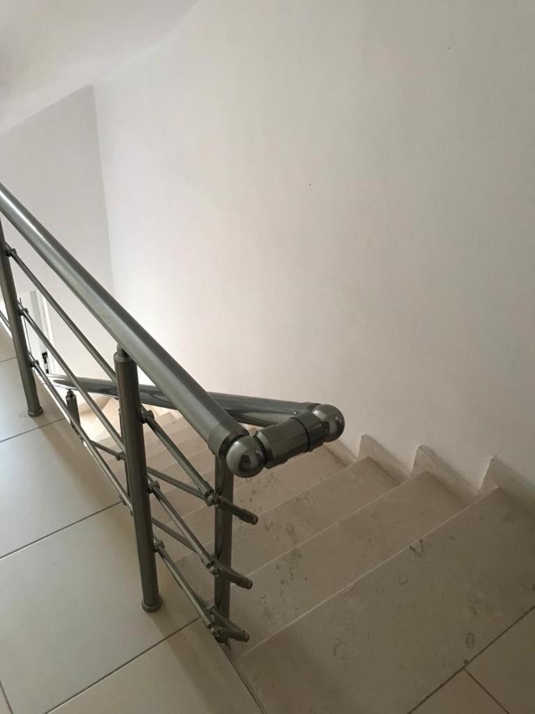 Stunning Sea View Apartments Sarande Phòng bức ảnh