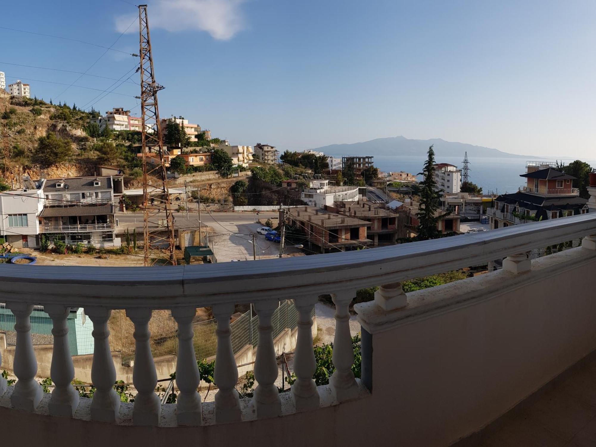Stunning Sea View Apartments Sarande Phòng bức ảnh